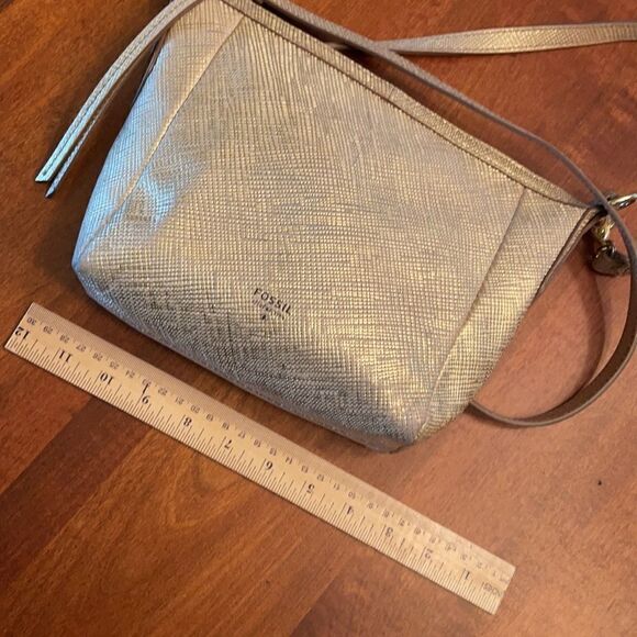 Fossil Gold Crossbody Bag - Picture 3 of 9